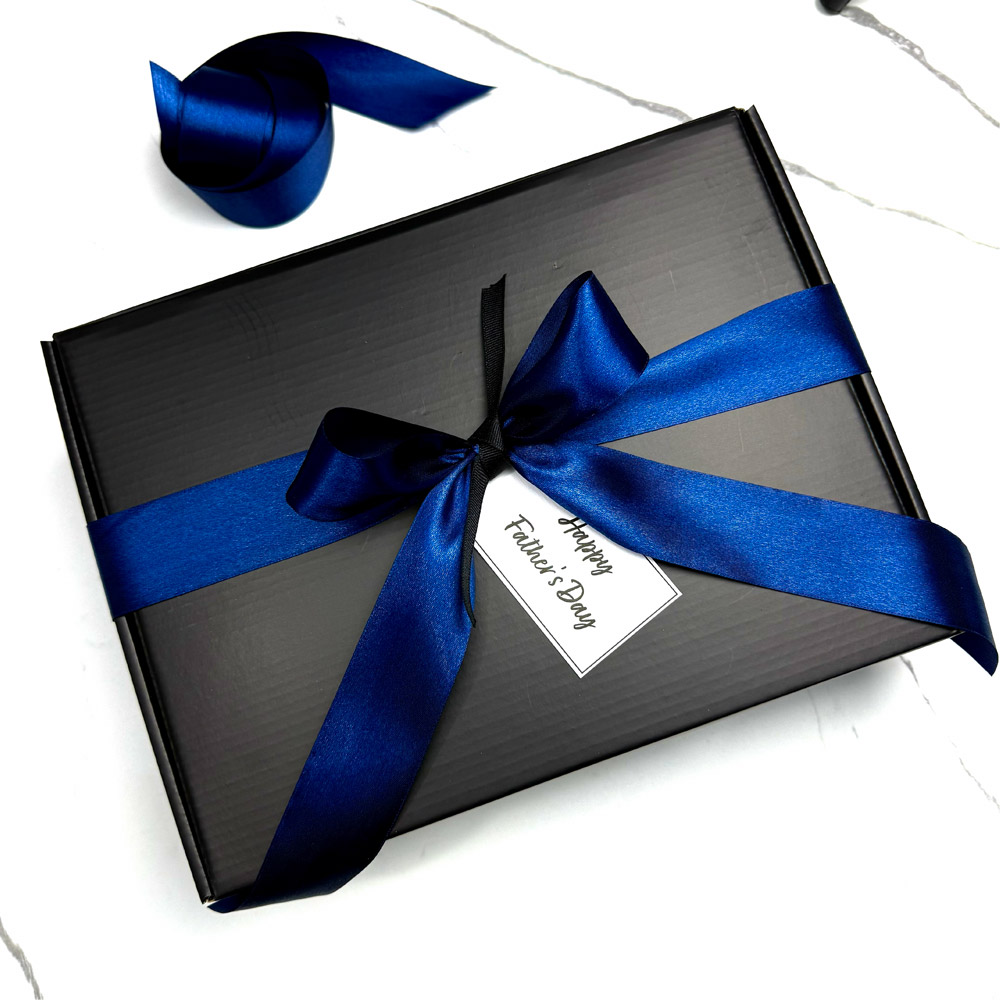 Pacific Giftworks The Highly Sophisticated Man gift box